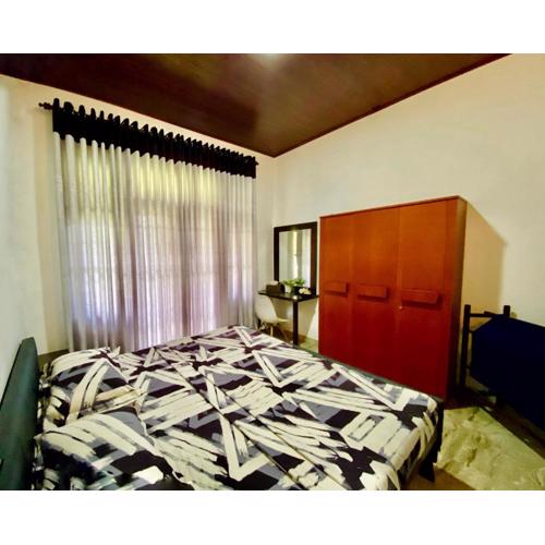 Modern Elegant Lake Side Villa Calm and Cozy Stay Apartment Rooms Anuradhapura City Sri Lanka ZONA