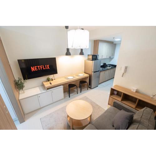 Modern Living 4 MOA Pasay