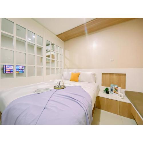 Modern Look 1BR Apartment at Atlanta Residence By Travelio