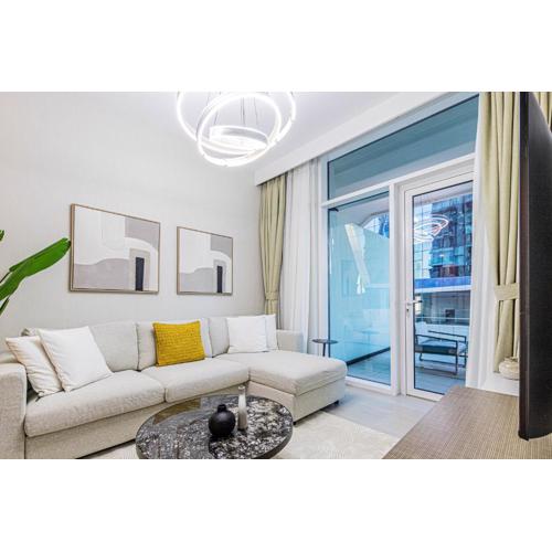 Modern Luxury 1BR Apt with Canal Panorama