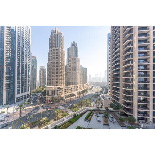 Modern Luxury 2BR Burj Khalifa Partial & Blvd View