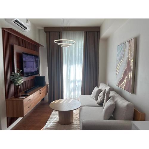 Modern One Bedroom with Balcony near Cebu IT Park