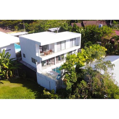 Modern pool villa 3 bedrooms