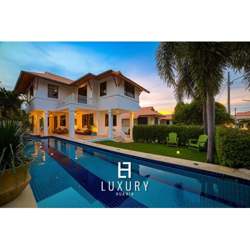 Modern Pool villa, 4 Bedroom Close to Beach - HV