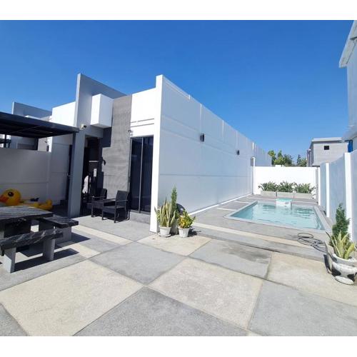 Modern Private Pool Villa near the beach