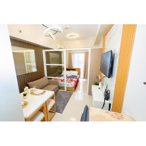 Modern Retreat with Private Balcony