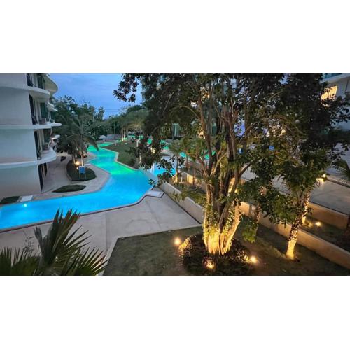 Modern studio 5-star 3 pools gym