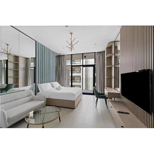 Modern Studio close to Marina with Balcony - 5 min walk from Metro