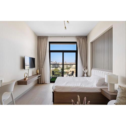 Modern Studio in residence with pool gym and paddl