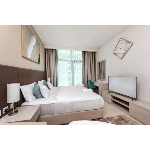 Modern Studio in Seven Palm