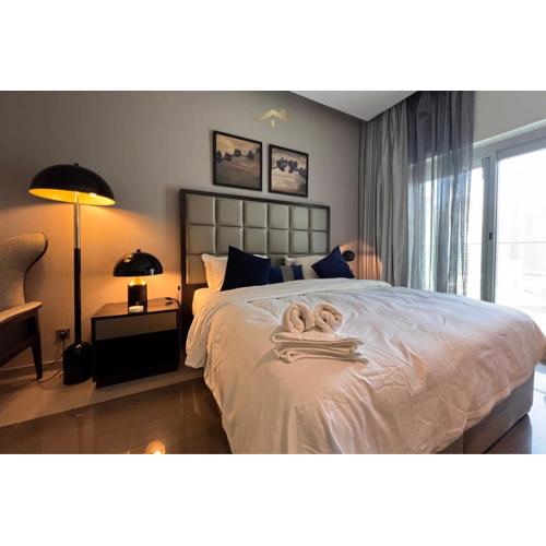 Modern Studio Living in Majestine ,Businessbay