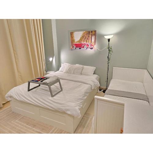 Modern Studio Near Dubai World Trade Centre