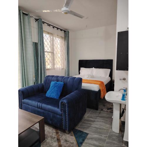 Modern Studio S26025