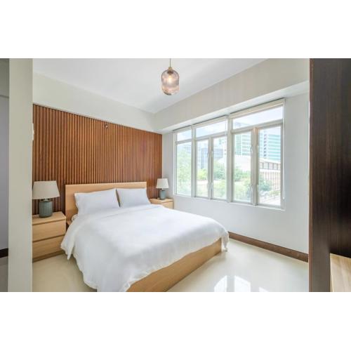 Modern Stylish Condo in Stamford McKinley Wi-Fi