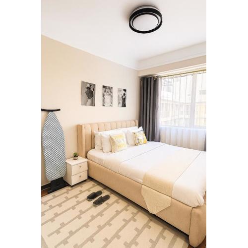 Modern Suite 1BR in Kilimani WIFI,Netflix,Free Parking,Near yaya center