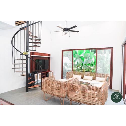 Modern Tropical 2BR Villa Pool Retreat in Amadeo