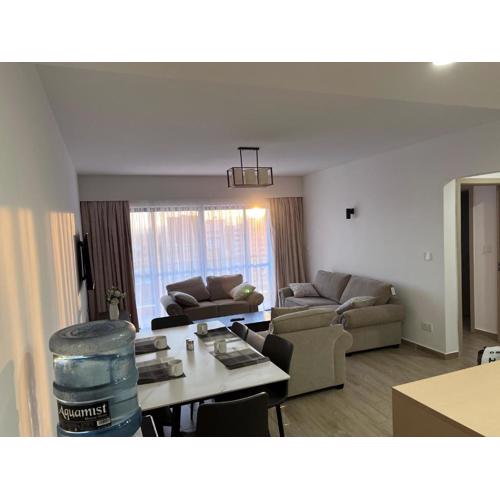 Modern Two Bedroom Apartment with Stunning Views