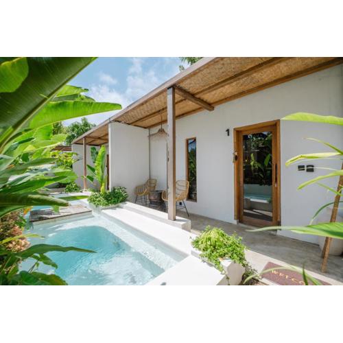 Modern Uluwatu Studio Apartment and Pool