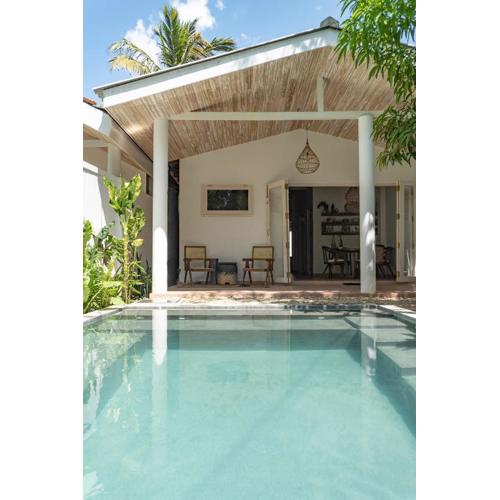 Modern Villa With Pool 250m to Sea