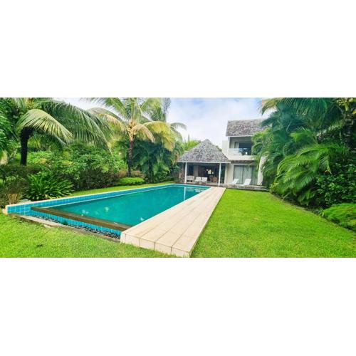 Modern Villa with Private Pool at Anahita Golf Resort