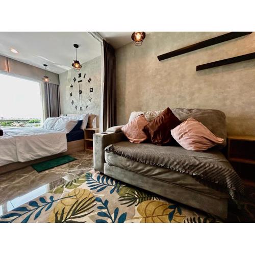 Modern1 1BR at MRT Bangson by Orn