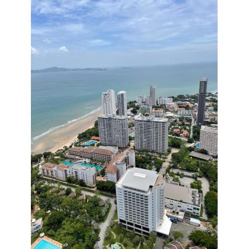 Moderne og delikat leilighet på stranden i Jomtien