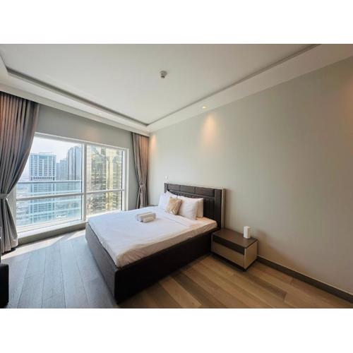 ModernLux - Brand New Modern 1BR Apartment with Lake View, JLT close to Metro