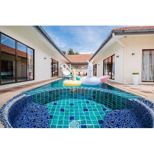 Mojito Pool Villa