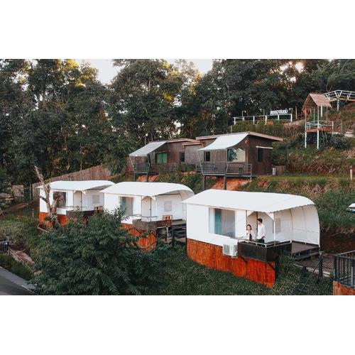 Mon Jaw Doi at Monjam