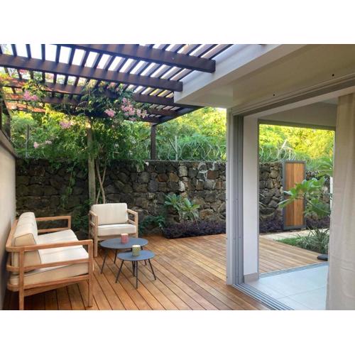 Mont Choisy Garden Patio Apartment Close to Beach