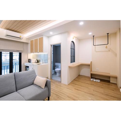 Moon House BKK Room 3B