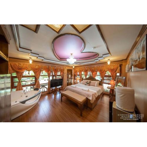 Morning Walsh Resort