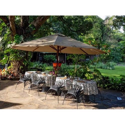 Mount Meru Game Lodge