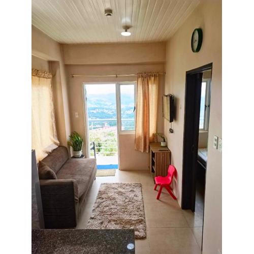 Mountain and City View 1Bedroom Condo