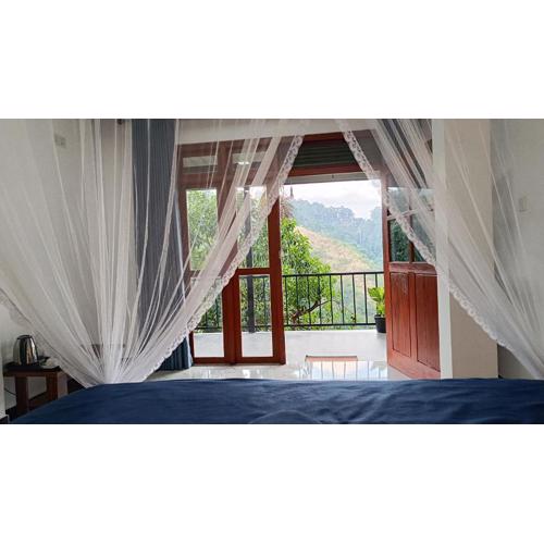 Mountain Manor Homestay