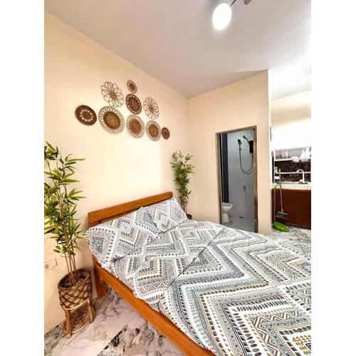 Mountain Sunctuary-LH Solo Unit for couple