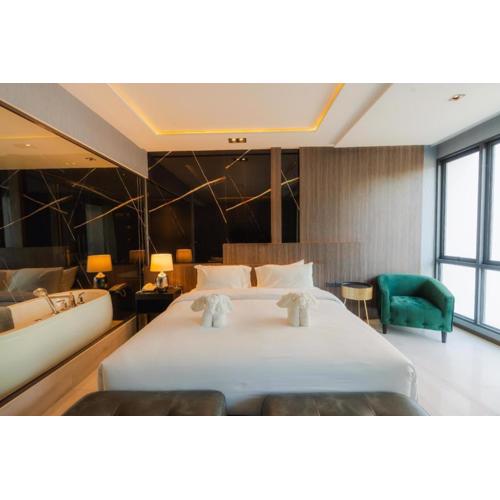 Mountain View@nimman12 Hotel & Resort