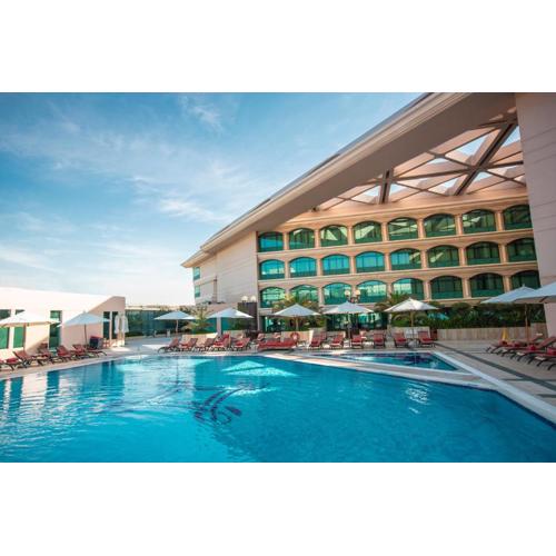 Mövenpick Grand Al Bustan