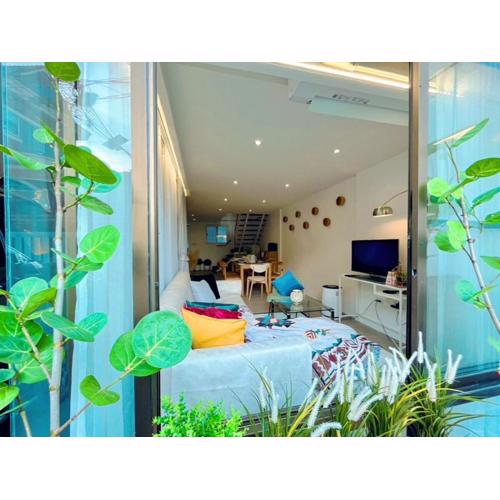 MRT-Accessible & Delightful Family Hub!