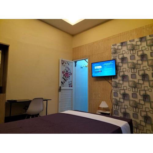 Mugas Backpakers - Female Only