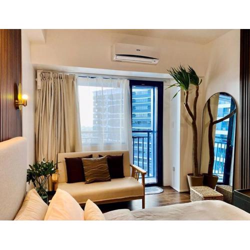 Muji-Inspired hōme-tél in the heart of Makati