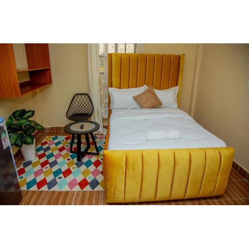 Mustard Studio Urban Retreat with free WI-FI