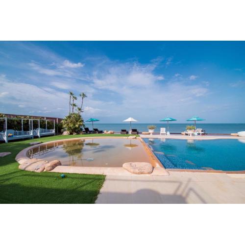 My Resort Hua Hin Service Apartment with Seaview