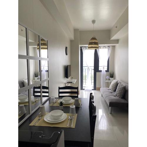 My VEKAtion at Shore 3 Residence MOA