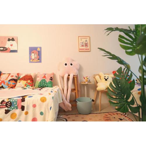 MysteryMonster Hostel