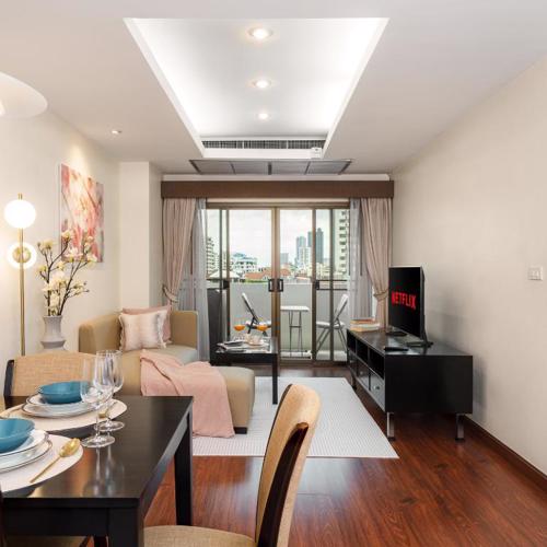 Mystic Haven King Bed Suite with Balcony & City Views