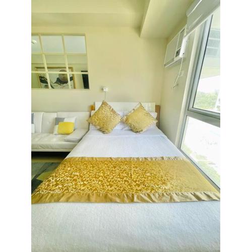 N2 Sleek Urban Escape