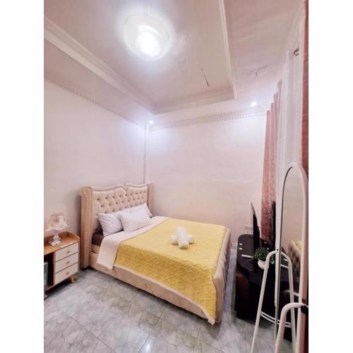 N2 Studio Room Apartment Transient House Ground Floor walking distance to Abreeza Mall, USEP, SM Lanang