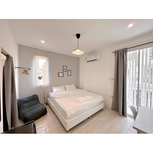 Na Ekkamai Residence