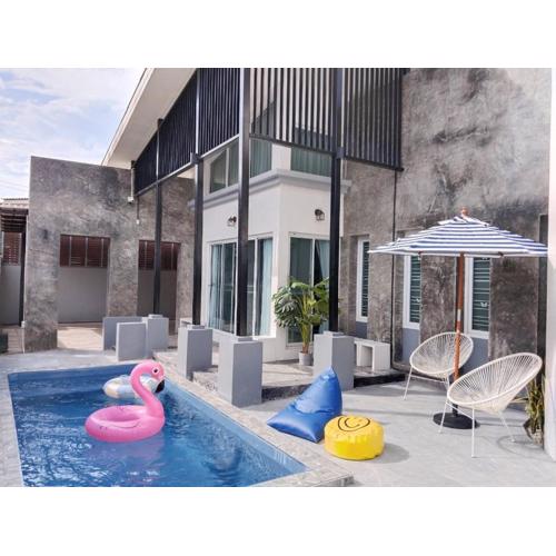 Nadda Pool Villa Ranong